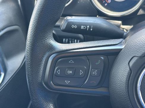 Used 2022 Jeep Wrangler Unlimited Sport AWD/4WD image 23