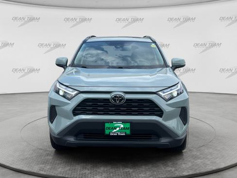 Used 2022 Toyota RAV4 XLE w/ Convenience Package AWD/4WD image 2