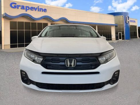 New 2026 Honda Odyssey EX-L image 9