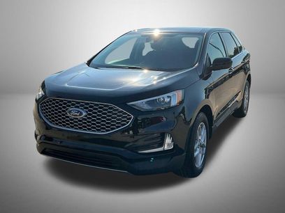 Used 2024 Ford Edge SEL w/ Convenience Package