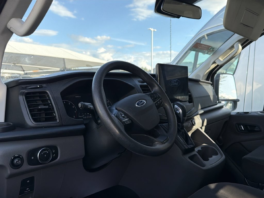 Used 2022 Ford Transit 350 XLT RWD image 7