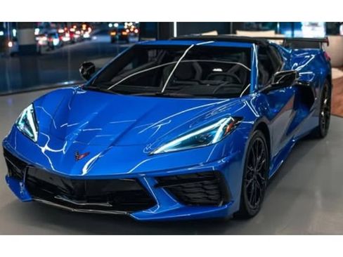 Used 2024 Chevrolet Corvette Stingray Coupe w/ 1LT RWD image 1