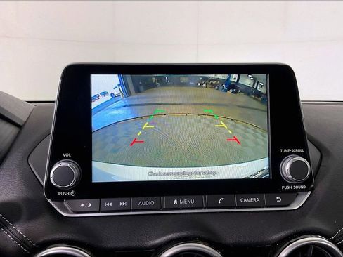 Used 2025 Nissan Sentra SV image 30