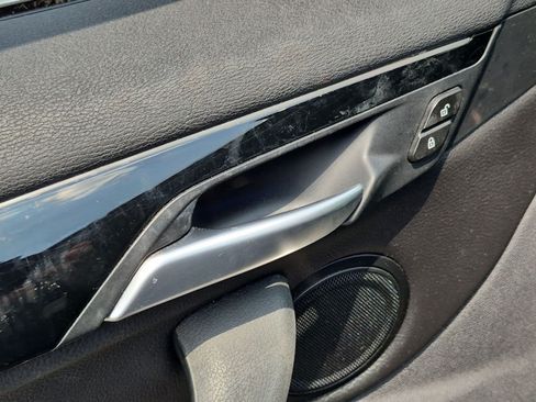 Used 2018 BMW X1 sDrive28i FWD image 16