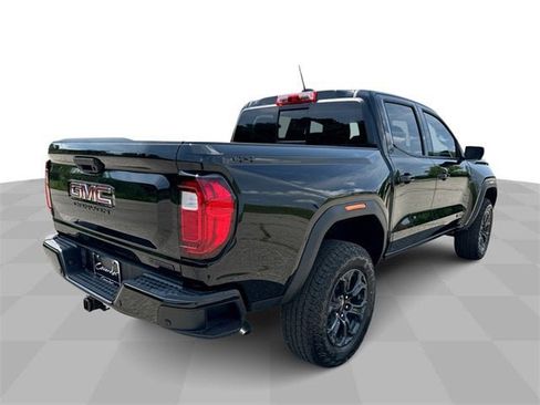 New 2025 GMC Canyon Elevation w/ Convenience Package image 8