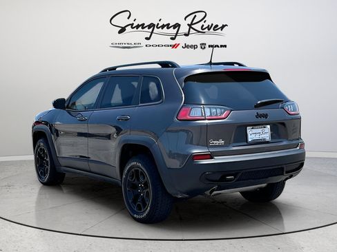 Used 2022 Jeep Cherokee Latitude AWD/4WD image 4