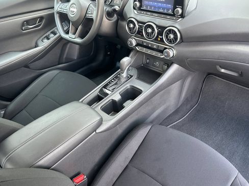 Used 2025 Nissan Sentra S FWD image 13