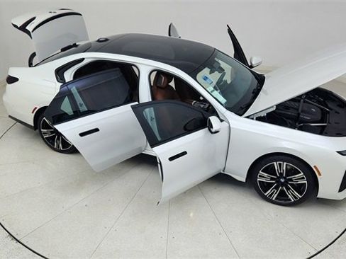 Used 2023 BMW 740i 740i w/ Executive Package image 83