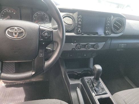 Used 2022 Toyota Tacoma SR RWD image 14