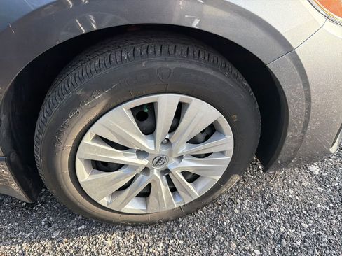 Used 2024 Nissan Sentra S image 19