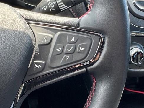 Used 2023 Chevrolet Equinox RS w/ RS Leather Package FWD image 19