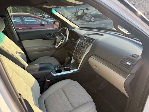 Used 2013 Ford Explorer 4WD image 22
