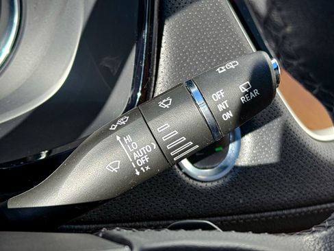 Used 2022 Cadillac XT5 Premium Luxury image 29