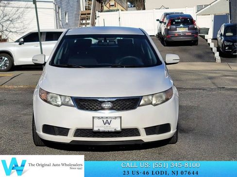 Used 2012 Kia Forte EX image 2