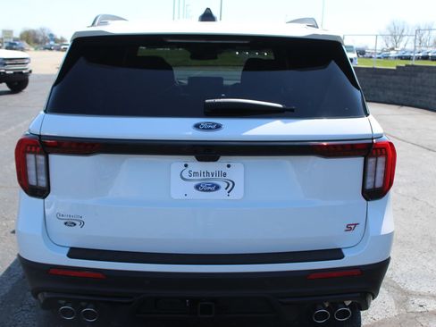 New 2026 Ford Explorer ST w/ Sun And Sound Package AWD/4WD image 7