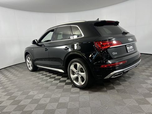 Used 2022 Audi Q5 2.0T Prestige w/ Prestige Package image 7