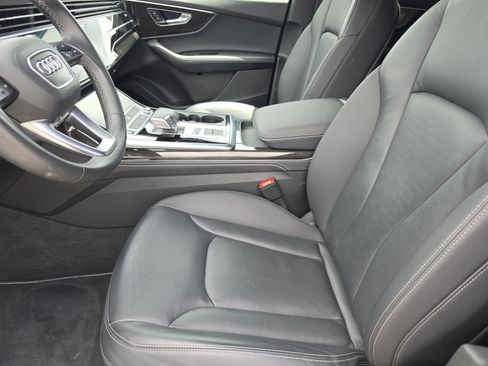 Used 2025 Audi Q7 3.0T Premium Plus AWD/4WD image 7