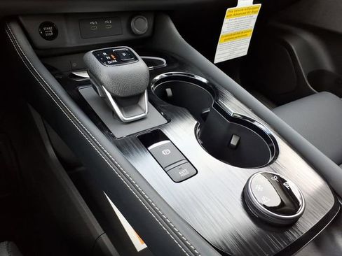 New 2026 Nissan Rogue Platinum image 12