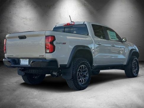 New 2026 Chevrolet Colorado ZR2 w/ Technology Package AWD/4WD image 3