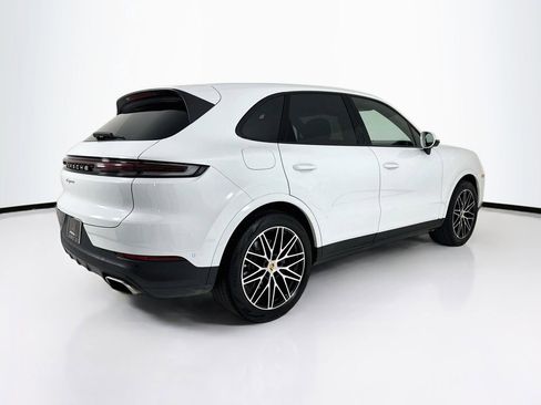 Certified 2024 Porsche Cayenne AWD/4WD image 7