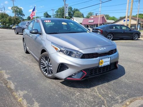Certified 2023 Kia Forte GT-Line FWD image 8