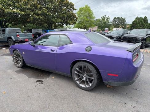 Used 2023 Dodge Challenger R/T Scat Pack RWD image 5