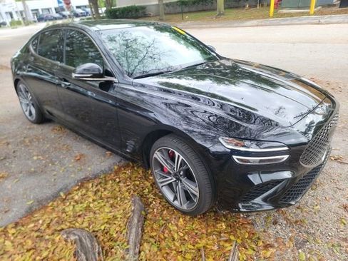 Used 2025 Genesis G70 2.5T w/ Sport Prestige Package image 4