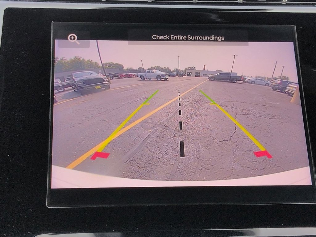 Used 2024 Jeep Grand Cherokee Altitude AWD/4WD image 15
