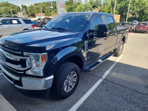 Used 2022 Ford F250 XL w/ STX Appearance Package AWD/4WD image 1