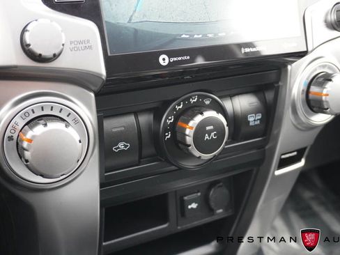 Used 2024 Toyota 4Runner SR5 Premium w/ Moonroof Package AWD/4WD image 33