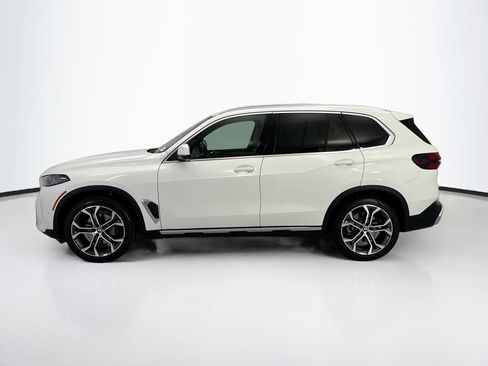 Certified 2026 BMW X5 sDrive40i w/ Climate Comfort Package RWD image 8