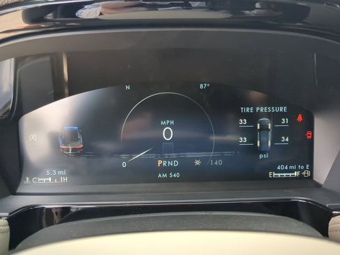 New 2026 Lincoln Corsair Premiere image 14