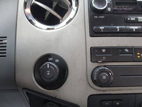 Used 2016 Ford F250 XLT w/ XLT Value Package image 17