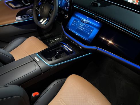 New 2026 Mercedes-Benz E 53 AMG e 4MATIC Wagon image 14