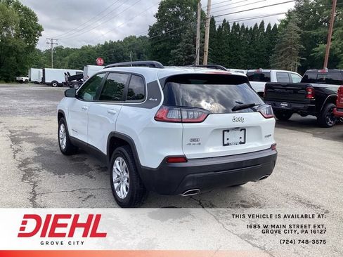 Used 2022 Jeep Cherokee Latitude Lux w/ Sun & Sound Group AWD/4WD image 5