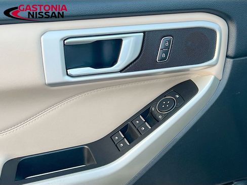 Used 2022 Ford Explorer XLT w/ Equipment Group 202A image 23