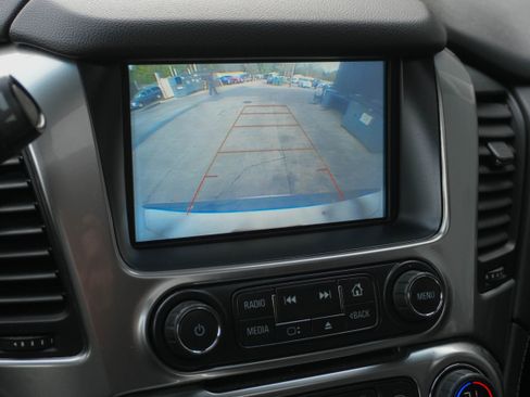 Used 2019 Chevrolet Tahoe LT image 25