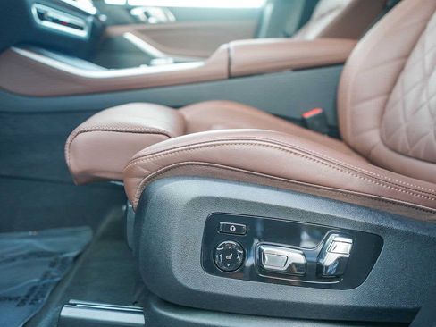 Used 2025 BMW X5 M60i w/ Executive Package AWD/4WD image 18