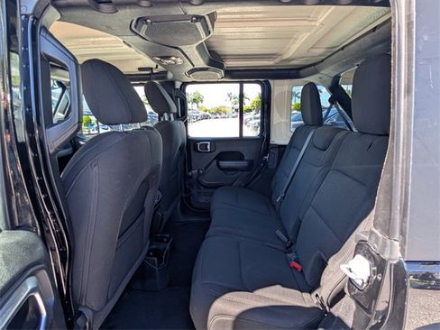 Used 2020 Jeep Wrangler Unlimited Sport image 9