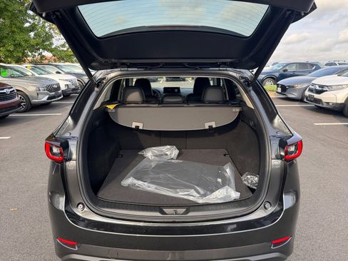 New 2025 MAZDA CX-5 AWD 2.5 S w/ Preferred Package image 15