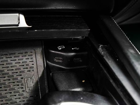 Used 2021 Mercedes-Benz Maybach GLS 600 4MATIC image 30