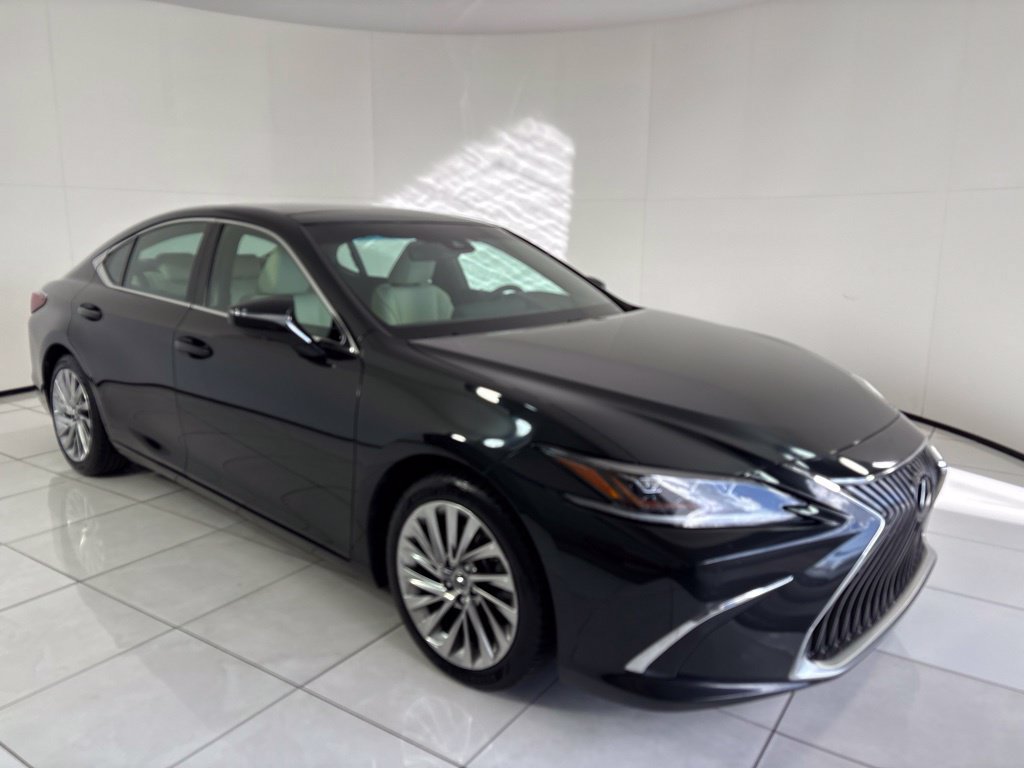 Used 2021 Lexus ES 350 Ultra Luxury w/ Accessory Package 2 FWD image 7