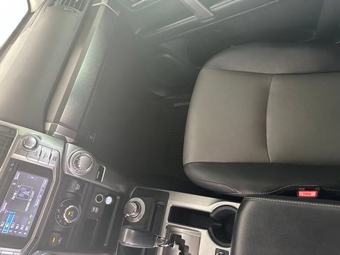 Used 2019 Toyota 4Runner SR5 Premium AWD/4WD image 24
