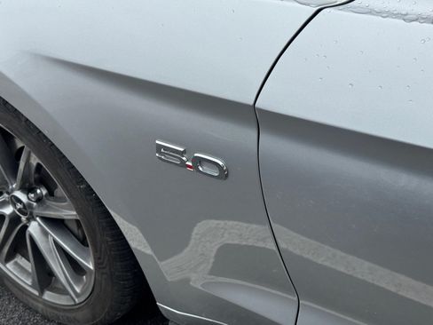 Used 2016 Ford Mustang GT Premium w/ Equipment Group 401A RWD image 23