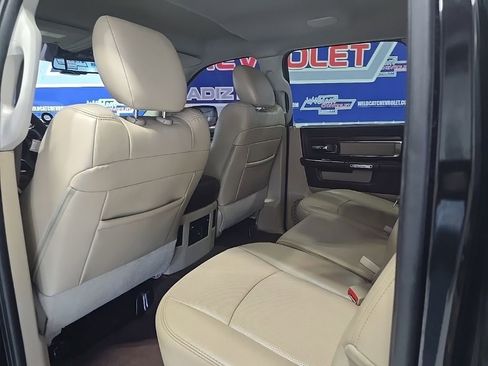 Used 2015 RAM 1500 Laramie w/ Convenience Group image 21