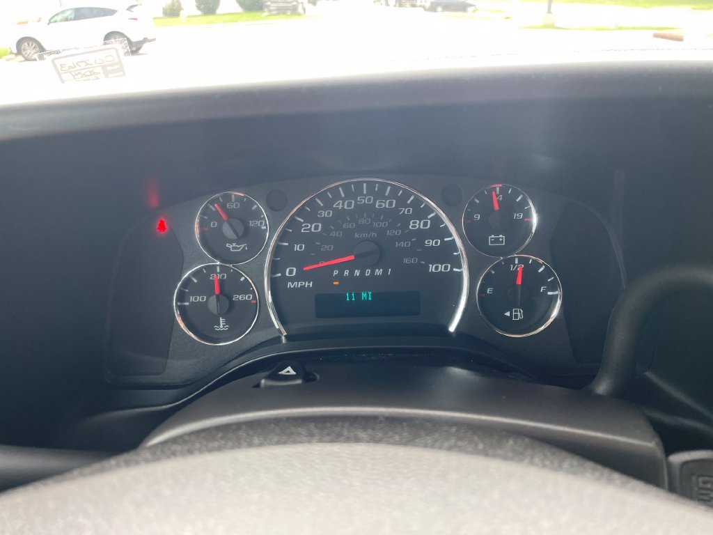 Used 2024 GMC Savana 2500 w/ Driver Convenience Package RWD image 10