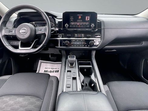 Certified 2022 Nissan Pathfinder SV w/ SV Black Package FWD image 17