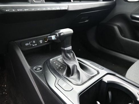 Used 2025 Kia K4 FWD image 27