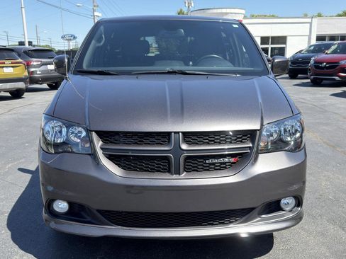 Used 2019 Dodge Grand Caravan GT w/ Safety Sphere Group FWD image 6