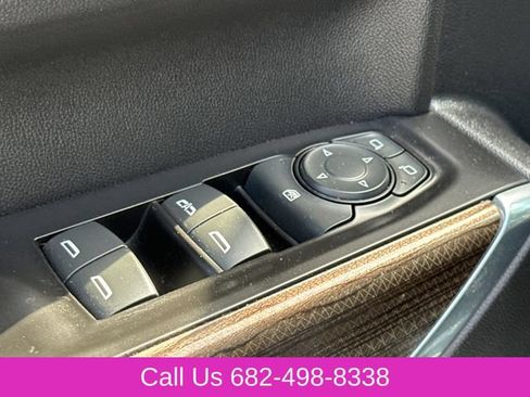 Used 2020 Chevrolet Silverado 1500 LT w/ Texas Edition AWD/4WD image 18